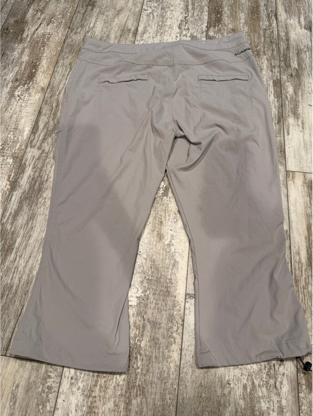 Columbia 14 Gray Hiking Capri Pants Gorpcore Zip Pocket